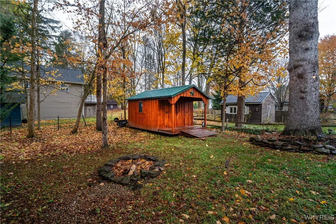 560 Persons Street, Aurora, New York 14052, Aurora, New York 14052, 2 Bedrooms Bedrooms, 6 Rooms Rooms,1 BathroomBathrooms,Residential,For Sale,560 Persons Street, Aurora, New York 14052,0,B1649981