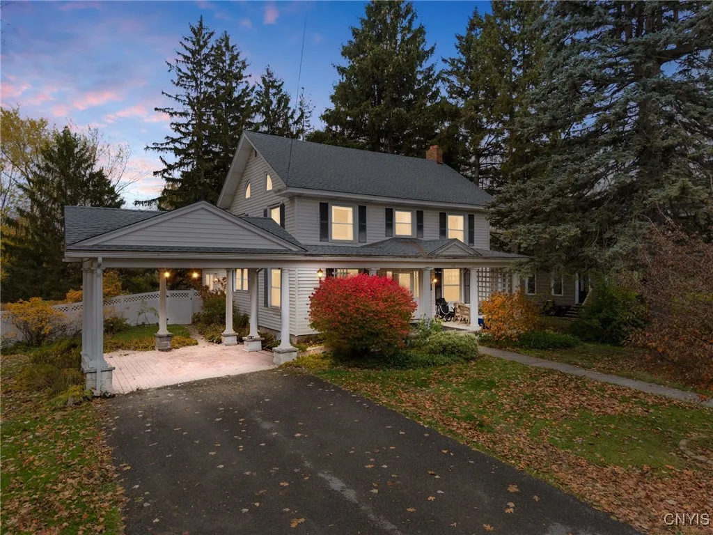 162 Flower Avenue East, Watertown City, New York 1, Watertown City, New York 13601, 4 Bedrooms Bedrooms, 10 Rooms Rooms,1 BathroomBathrooms,Residential,For Sale,162 Flower Avenue East, Watertown City, New York 1,0,S1648395