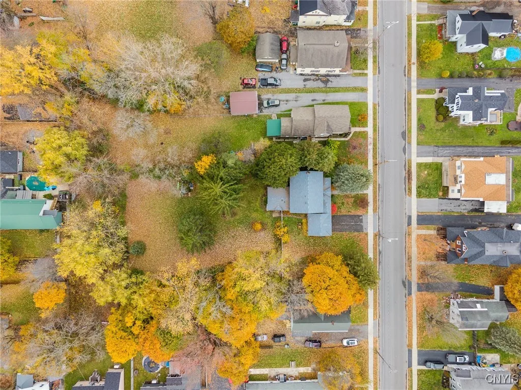 162 Flower Avenue East, Watertown City, New York 1, Watertown City, New York 13601, 4 Bedrooms Bedrooms, 10 Rooms Rooms,1 BathroomBathrooms,Residential,For Sale,162 Flower Avenue East, Watertown City, New York 1,0,S1648395