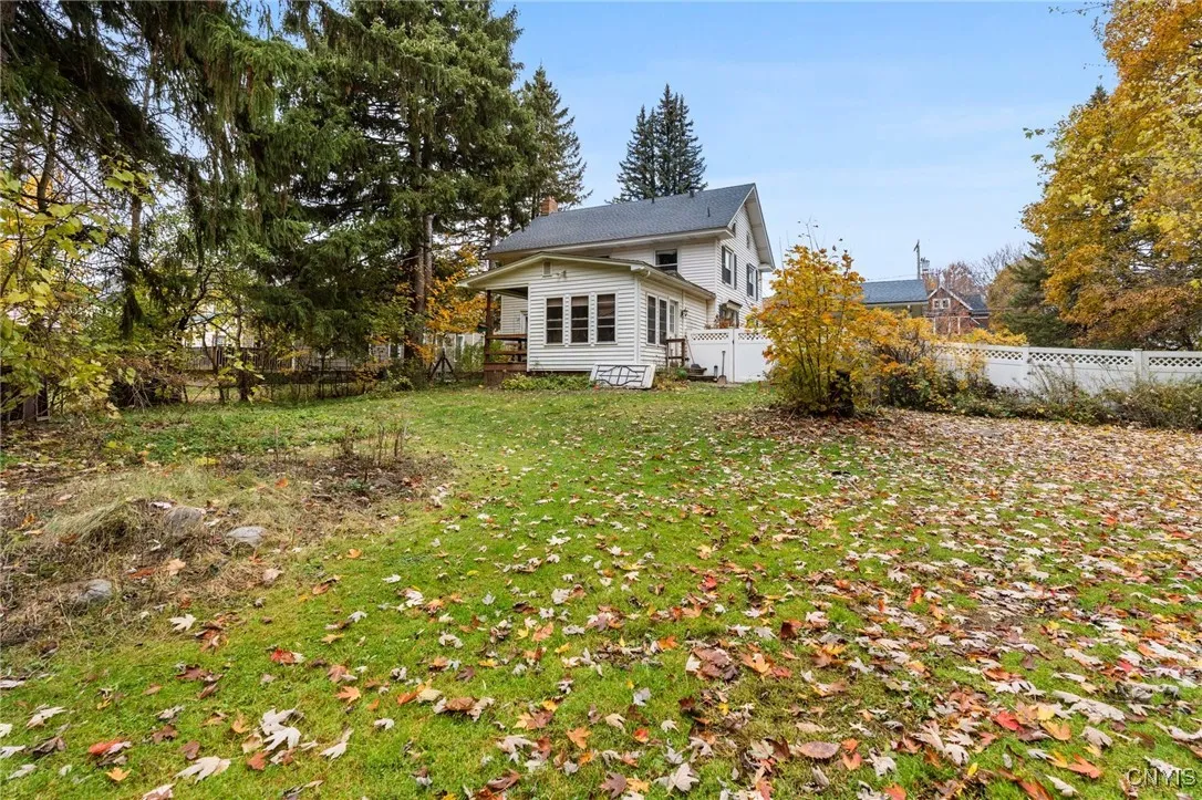 162 Flower Avenue East, Watertown City, New York 1, Watertown City, New York 13601, 4 Bedrooms Bedrooms, 10 Rooms Rooms,1 BathroomBathrooms,Residential,For Sale,162 Flower Avenue East, Watertown City, New York 1,0,S1648395