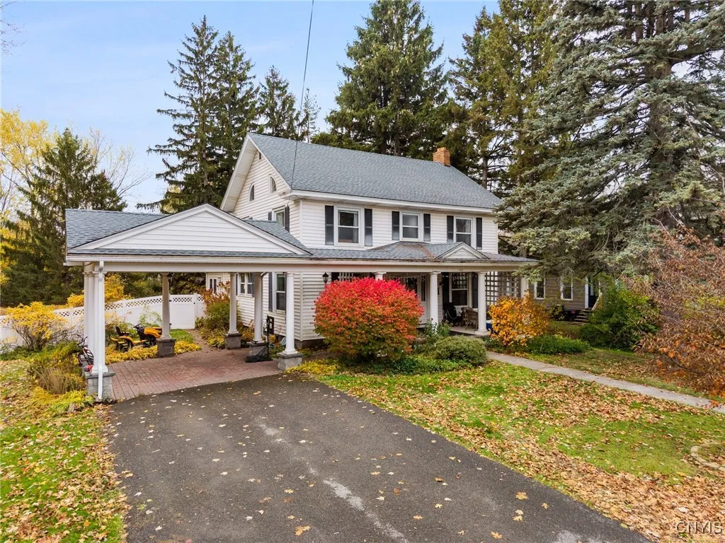 162 Flower Avenue East, Watertown City, New York 1, Watertown City, New York 13601, 4 Bedrooms Bedrooms, 10 Rooms Rooms,1 BathroomBathrooms,Residential,For Sale,162 Flower Avenue East, Watertown City, New York 1,0,S1648395