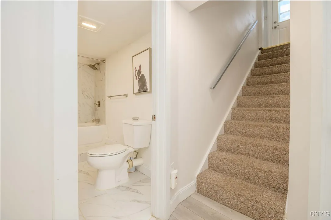 68 Onondaga Street, Skaneateles, New York 13152, Skaneateles, New York 13152, 2 Bedrooms Bedrooms, 8 Rooms Rooms,2 BathroomsBathrooms,Residential Lease,For Rent,68 Onondaga Street, Skaneateles, New York 13152,0,S1649989