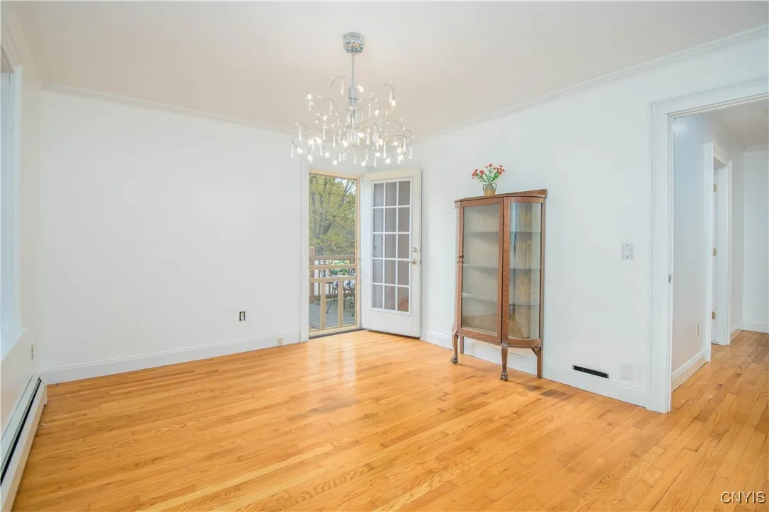 68 Onondaga Street, Skaneateles, New York 13152, Skaneateles, New York 13152, 2 Bedrooms Bedrooms, 8 Rooms Rooms,2 BathroomsBathrooms,Residential Lease,For Rent,68 Onondaga Street, Skaneateles, New York 13152,0,S1649989