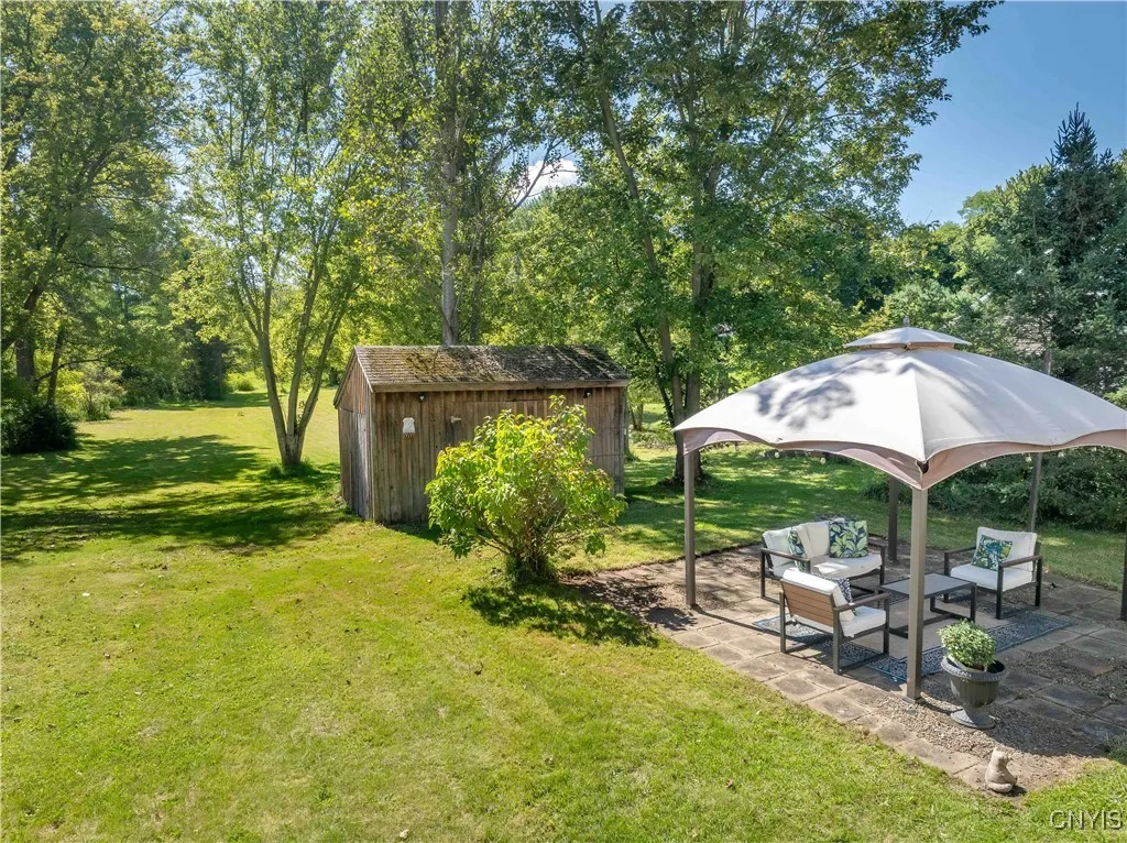 68 Onondaga Street, Skaneateles, New York 13152, Skaneateles, New York 13152, 2 Bedrooms Bedrooms, 8 Rooms Rooms,2 BathroomsBathrooms,Residential Lease,For Rent,68 Onondaga Street, Skaneateles, New York 13152,0,S1649989