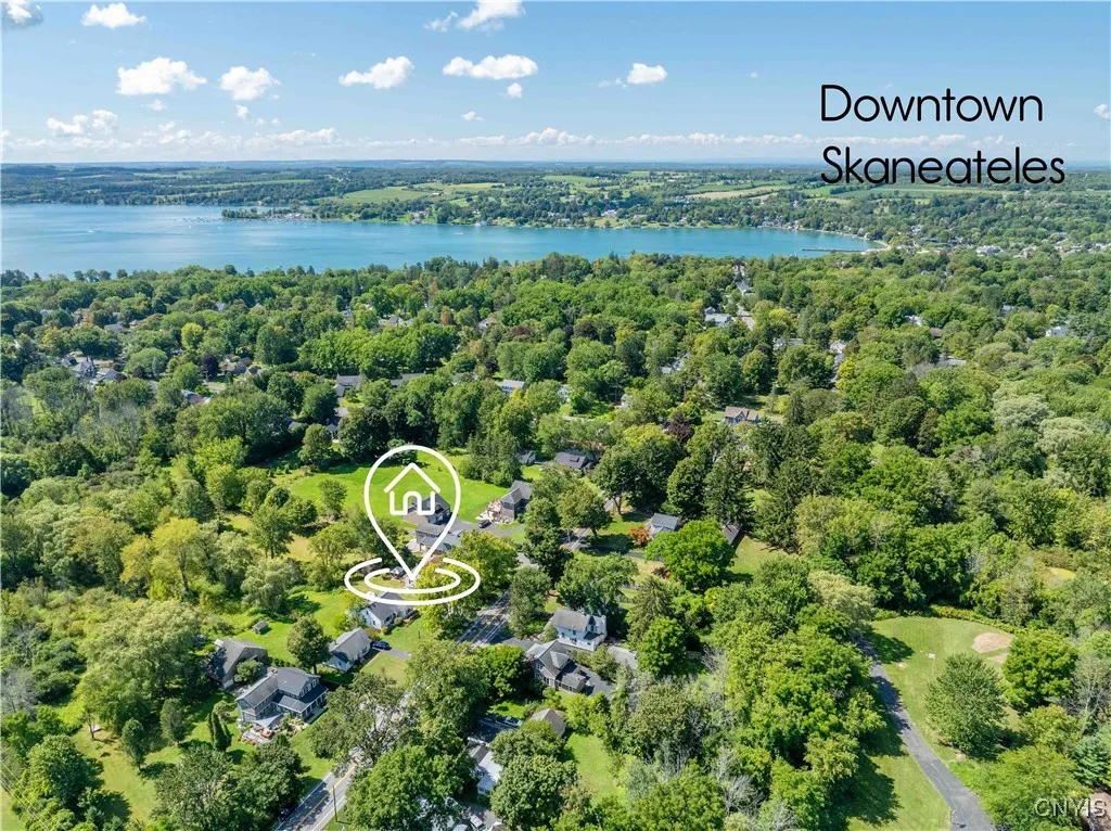 68 Onondaga Street, Skaneateles, New York 13152, Skaneateles, New York 13152, 2 Bedrooms Bedrooms, 8 Rooms Rooms,2 BathroomsBathrooms,Residential Lease,For Rent,68 Onondaga Street, Skaneateles, New York 13152,0,S1649989