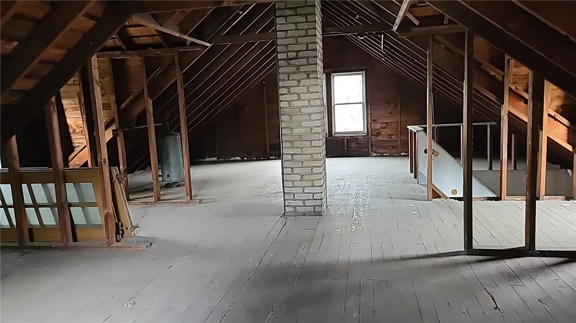 43 Navarre Road, Rochester, New York 14621, Rochester, New York 14621, 4 Bedrooms Bedrooms, 6 Rooms Rooms,1 BathroomBathrooms,Residential,For Sale,43 Navarre Road, Rochester, New York 14621,0,R1649998