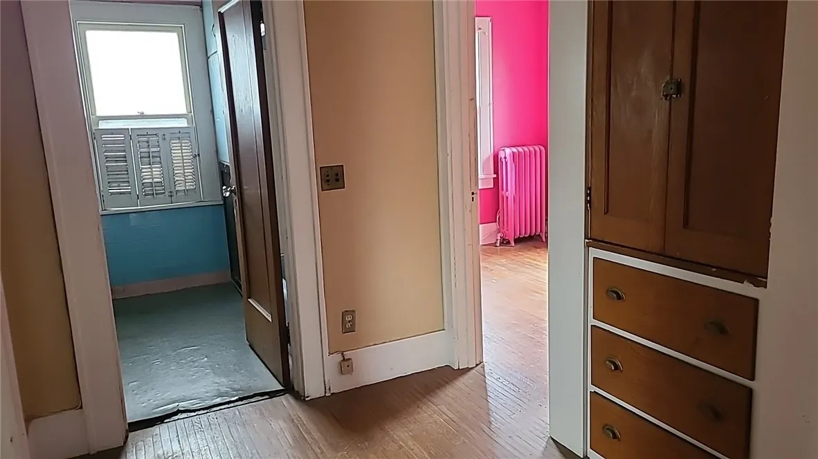 43 Navarre Road, Rochester, New York 14621, Rochester, New York 14621, 4 Bedrooms Bedrooms, 6 Rooms Rooms,1 BathroomBathrooms,Residential,For Sale,43 Navarre Road, Rochester, New York 14621,0,R1649998