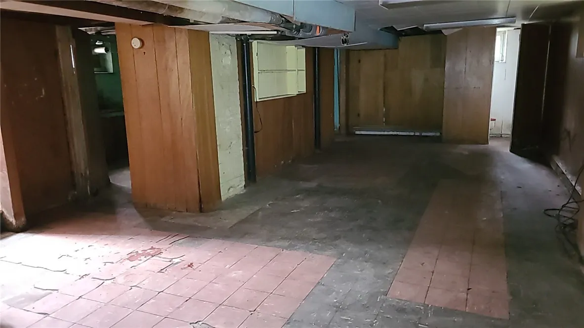 43 Navarre Road, Rochester, New York 14621, Rochester, New York 14621, 4 Bedrooms Bedrooms, 6 Rooms Rooms,1 BathroomBathrooms,Residential,For Sale,43 Navarre Road, Rochester, New York 14621,0,R1649998