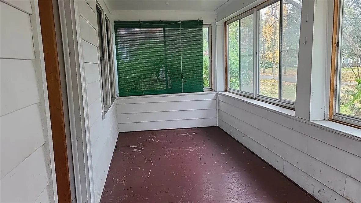 43 Navarre Road, Rochester, New York 14621, Rochester, New York 14621, 4 Bedrooms Bedrooms, 6 Rooms Rooms,1 BathroomBathrooms,Residential,For Sale,43 Navarre Road, Rochester, New York 14621,0,R1649998