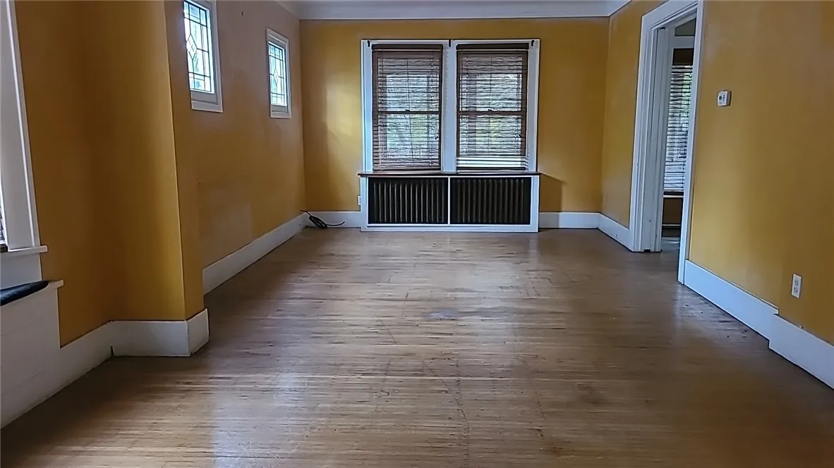 43 Navarre Road, Rochester, New York 14621, Rochester, New York 14621, 4 Bedrooms Bedrooms, 6 Rooms Rooms,1 BathroomBathrooms,Residential,For Sale,43 Navarre Road, Rochester, New York 14621,0,R1649998