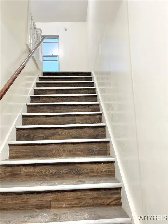 970 Sycamore Street, Buffalo, New York 14212, Buffalo, New York 14212, 3 Bedrooms Bedrooms, ,2 BathroomsBathrooms,Residential,For Sale,970 Sycamore Street, Buffalo, New York 14212,0,B1649997