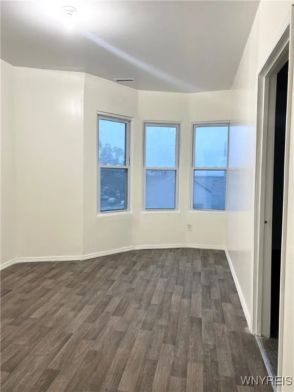 970 Sycamore Street, Buffalo, New York 14212, Buffalo, New York 14212, 3 Bedrooms Bedrooms, ,2 BathroomsBathrooms,Residential,For Sale,970 Sycamore Street, Buffalo, New York 14212,0,B1649997