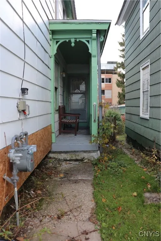 Side porch