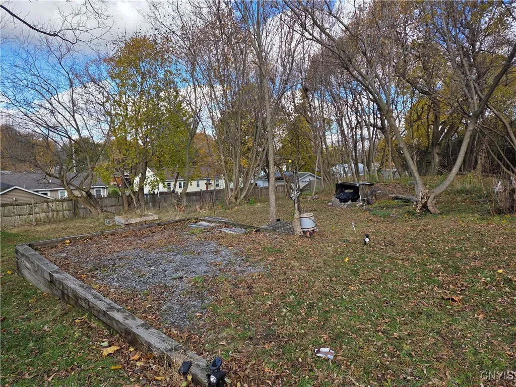 1011 Gotham Street, Watertown City, New York 13601, Watertown City, New York 13601, 7 Bedrooms Bedrooms, ,3 BathroomsBathrooms,Residential,For Sale,1011 Gotham Street, Watertown City, New York 13601,0,S1650017