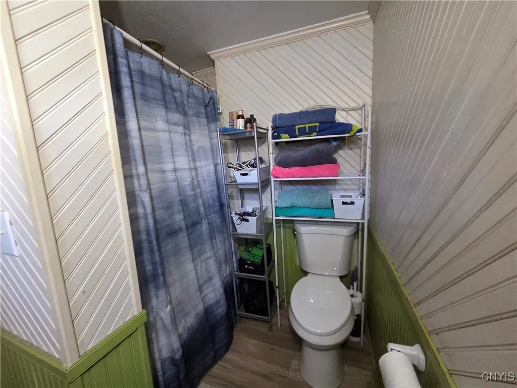 1011 Gotham Street, Watertown City, New York 13601, Watertown City, New York 13601, 7 Bedrooms Bedrooms, ,3 BathroomsBathrooms,Residential,For Sale,1011 Gotham Street, Watertown City, New York 13601,0,S1650017