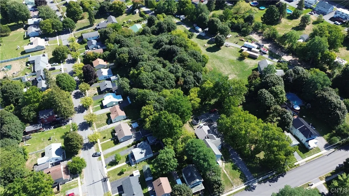 1011 Gotham Street, Watertown City, New York 13601, Watertown City, New York 13601, 7 Bedrooms Bedrooms, ,3 BathroomsBathrooms,Residential,For Sale,1011 Gotham Street, Watertown City, New York 13601,0,S1650017