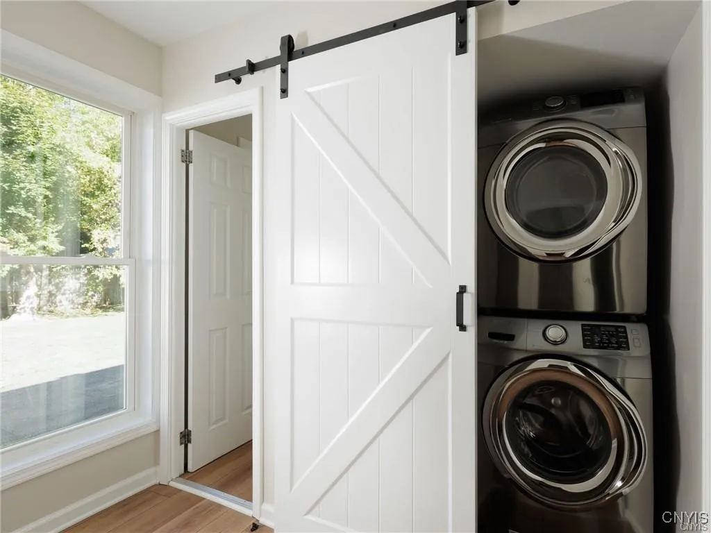 435 South Hamilton Street, Watertown City, New Yor, Watertown City, New York 13601, 3 Bedrooms Bedrooms, 9 Rooms Rooms,1 BathroomBathrooms,Residential Lease,For Rent,435 South Hamilton Street, Watertown City, New Yor,0,S1650023