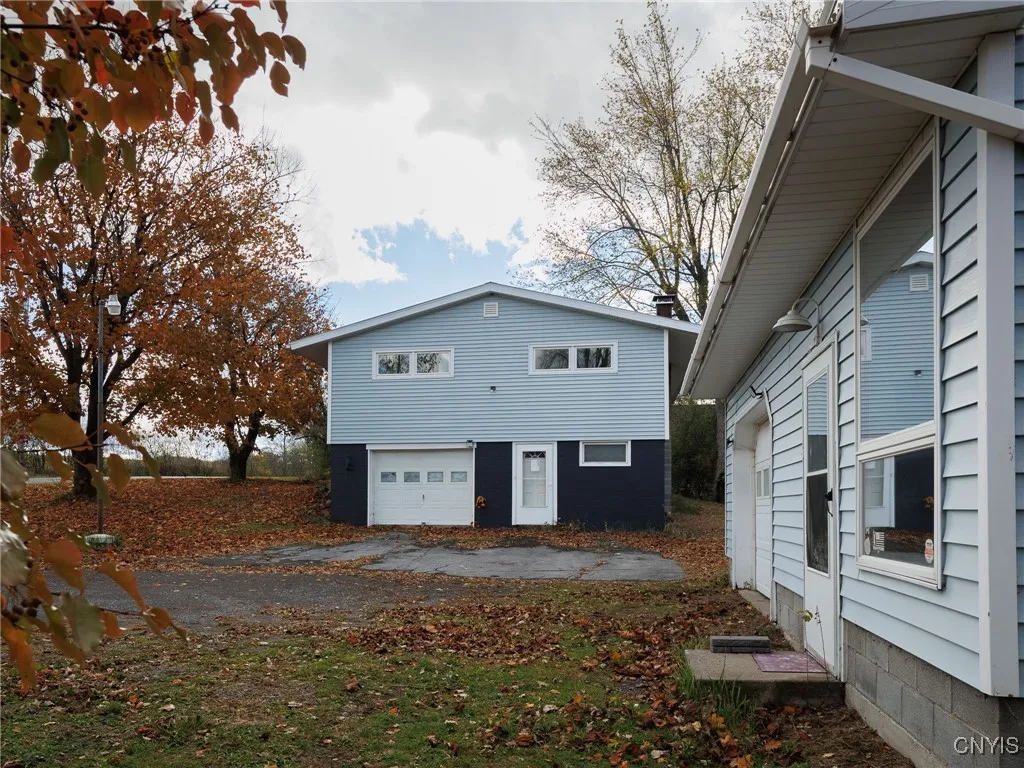 20201 Overlook Drive, Watertown Town, New York 136, Watertown Town, New York 13601, 3 Bedrooms Bedrooms, 8 Rooms Rooms,Residential,For Sale,20201 Overlook Drive, Watertown Town, New York 136,0,S1650025