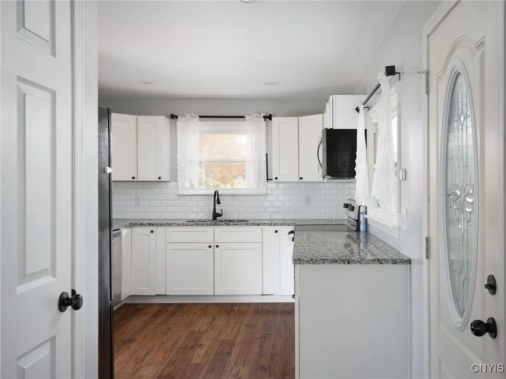 20201 Overlook Drive, Watertown Town, New York 136, Watertown Town, New York 13601, 3 Bedrooms Bedrooms, 8 Rooms Rooms,Residential,For Sale,20201 Overlook Drive, Watertown Town, New York 136,0,S1650025