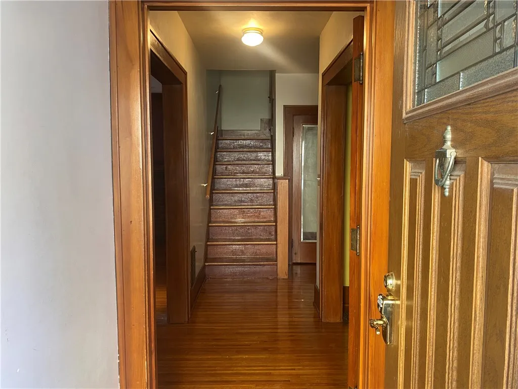 148 Marlborough Rd, Rochester, New York 14619, Rochester, New York 14619, 3 Bedrooms Bedrooms, 6 Rooms Rooms,1 BathroomBathrooms,Residential,For Sale,148 Marlborough Rd, Rochester, New York 14619,0,R1648042