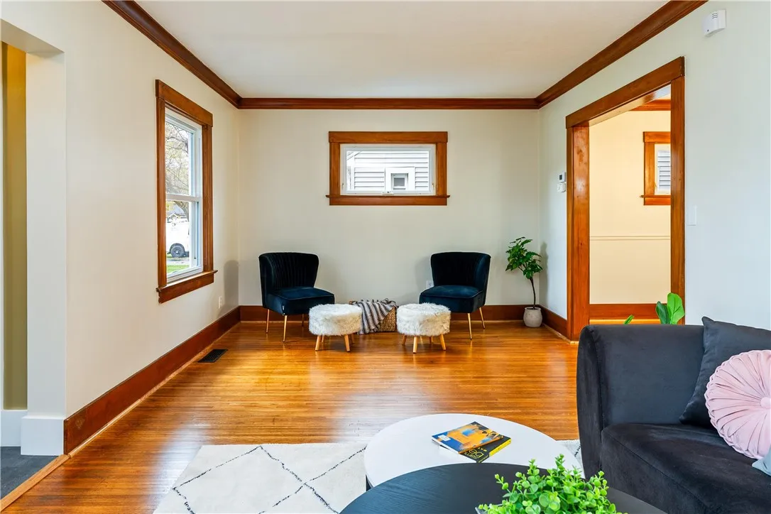 68 Elder Street, Gates, New York 14606, Gates, New York 14606, 3 Bedrooms Bedrooms, 6 Rooms Rooms,1 BathroomBathrooms,Residential,For Sale,68 Elder Street, Gates, New York 14606,0,R1650027
