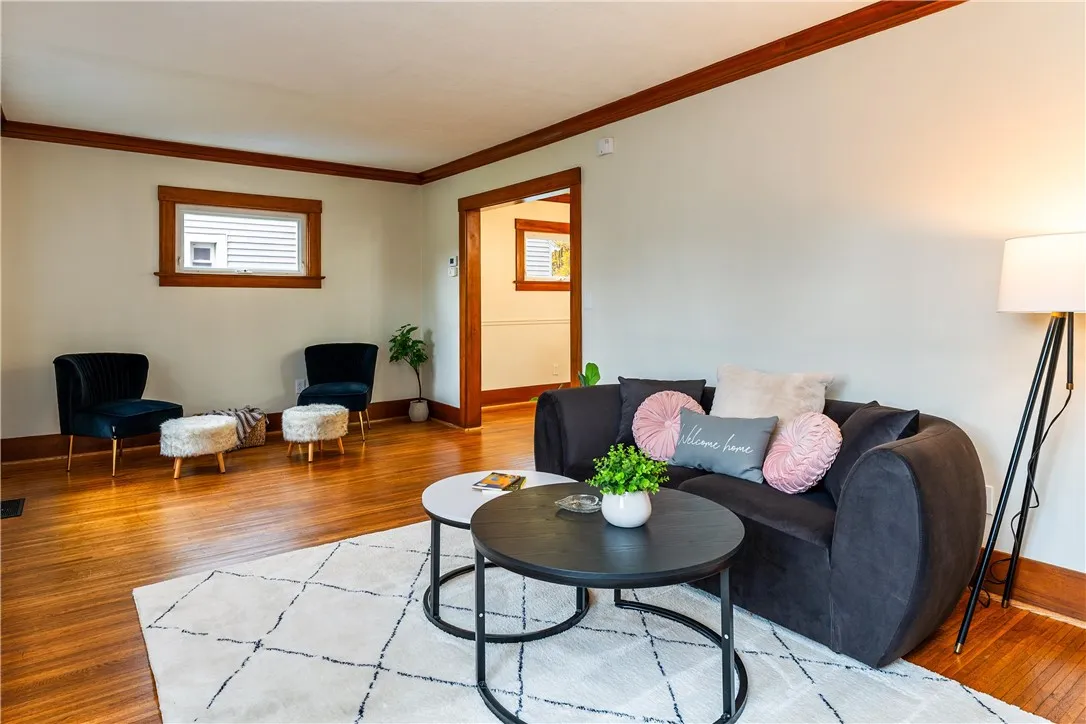 68 Elder Street, Gates, New York 14606, Gates, New York 14606, 3 Bedrooms Bedrooms, 6 Rooms Rooms,1 BathroomBathrooms,Residential,For Sale,68 Elder Street, Gates, New York 14606,0,R1650027