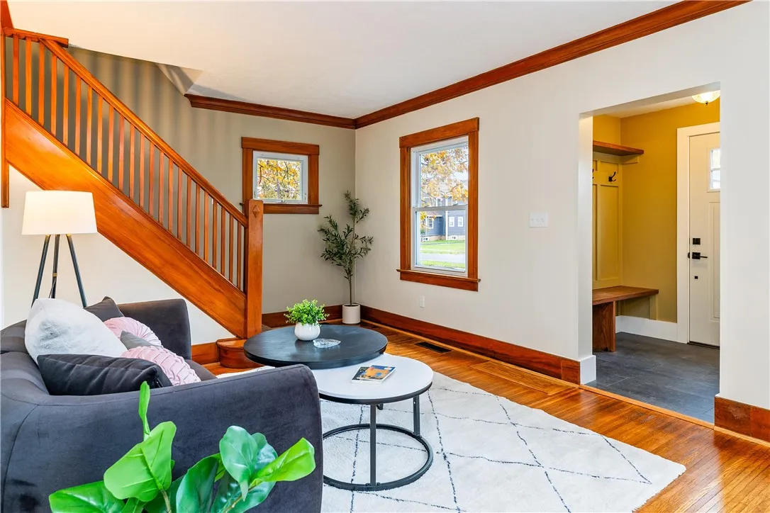 68 Elder Street, Gates, New York 14606, Gates, New York 14606, 3 Bedrooms Bedrooms, 6 Rooms Rooms,1 BathroomBathrooms,Residential,For Sale,68 Elder Street, Gates, New York 14606,0,R1650027