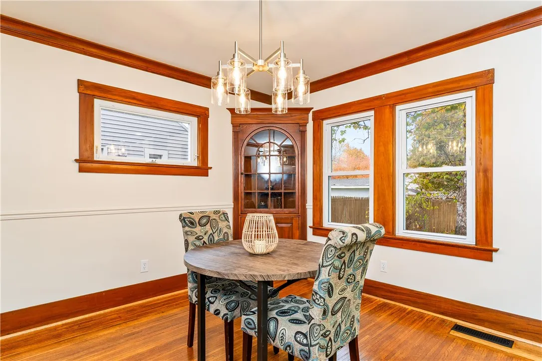 68 Elder Street, Gates, New York 14606, Gates, New York 14606, 3 Bedrooms Bedrooms, 6 Rooms Rooms,1 BathroomBathrooms,Residential,For Sale,68 Elder Street, Gates, New York 14606,0,R1650027