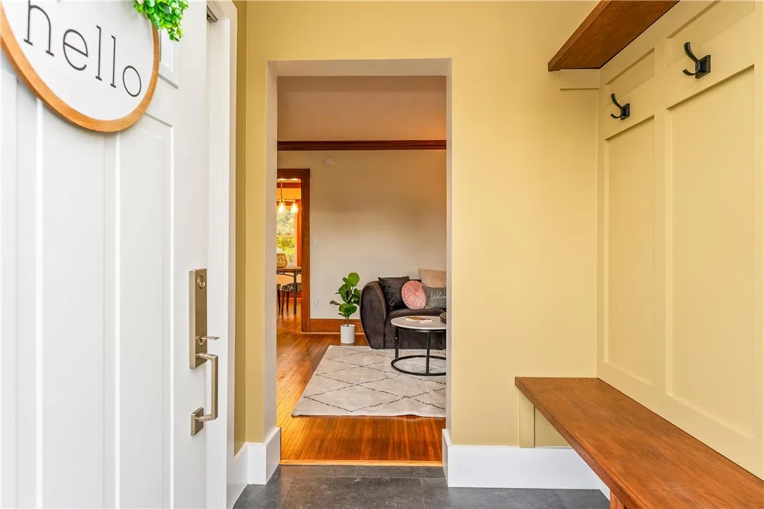 68 Elder Street, Gates, New York 14606, Gates, New York 14606, 3 Bedrooms Bedrooms, 6 Rooms Rooms,1 BathroomBathrooms,Residential,For Sale,68 Elder Street, Gates, New York 14606,0,R1650027