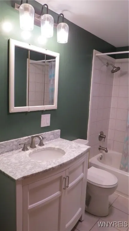 full bathroom