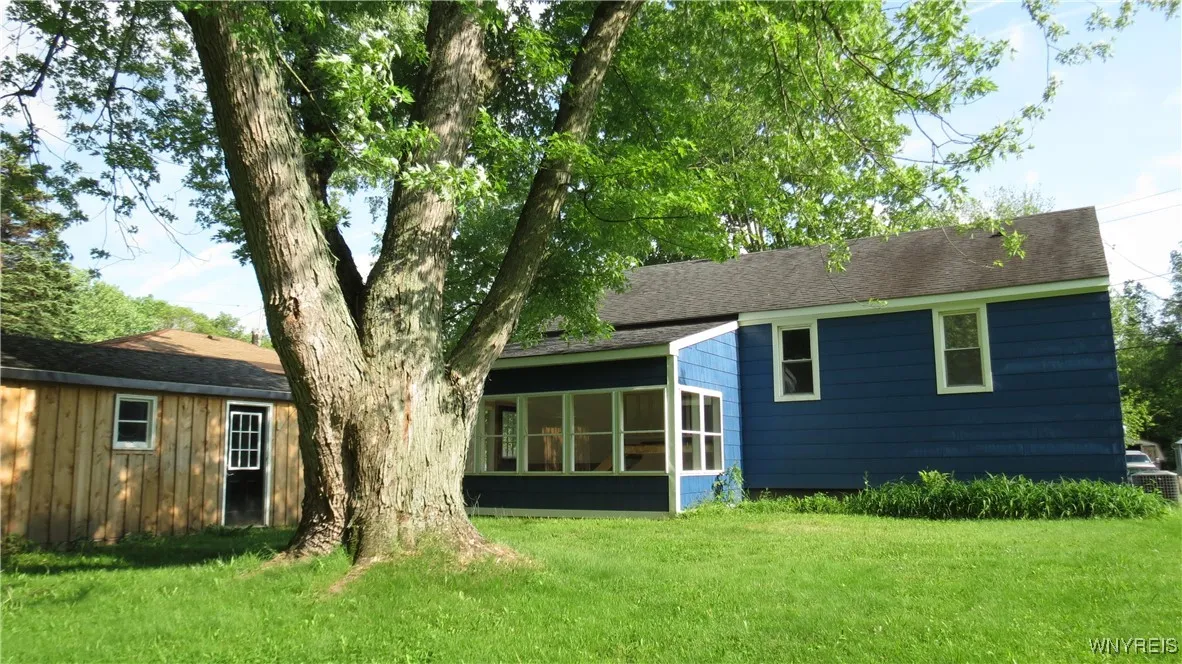 2568 Sunset Drive, Eden, New York 14057, Eden, New York 14057, 3 Bedrooms Bedrooms, 6 Rooms Rooms,1 BathroomBathrooms,Residential,For Sale,2568 Sunset Drive, Eden, New York 14057,0,B1650029