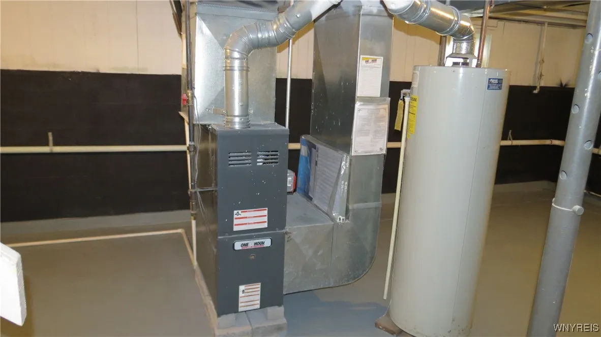 2568 Sunset Drive, Eden, New York 14057, Eden, New York 14057, 3 Bedrooms Bedrooms, 6 Rooms Rooms,1 BathroomBathrooms,Residential,For Sale,2568 Sunset Drive, Eden, New York 14057,0,B1650029