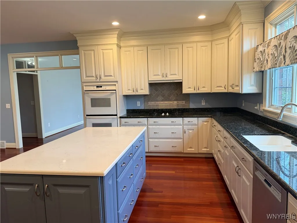 140 Hampton Hill Drive, Amherst, New York 14221, Amherst, New York 14221, 2 Bedrooms Bedrooms, 5 Rooms Rooms,2 BathroomsBathrooms,Residential,For Sale,140 Hampton Hill Drive, Amherst, New York 14221,0,B1649787