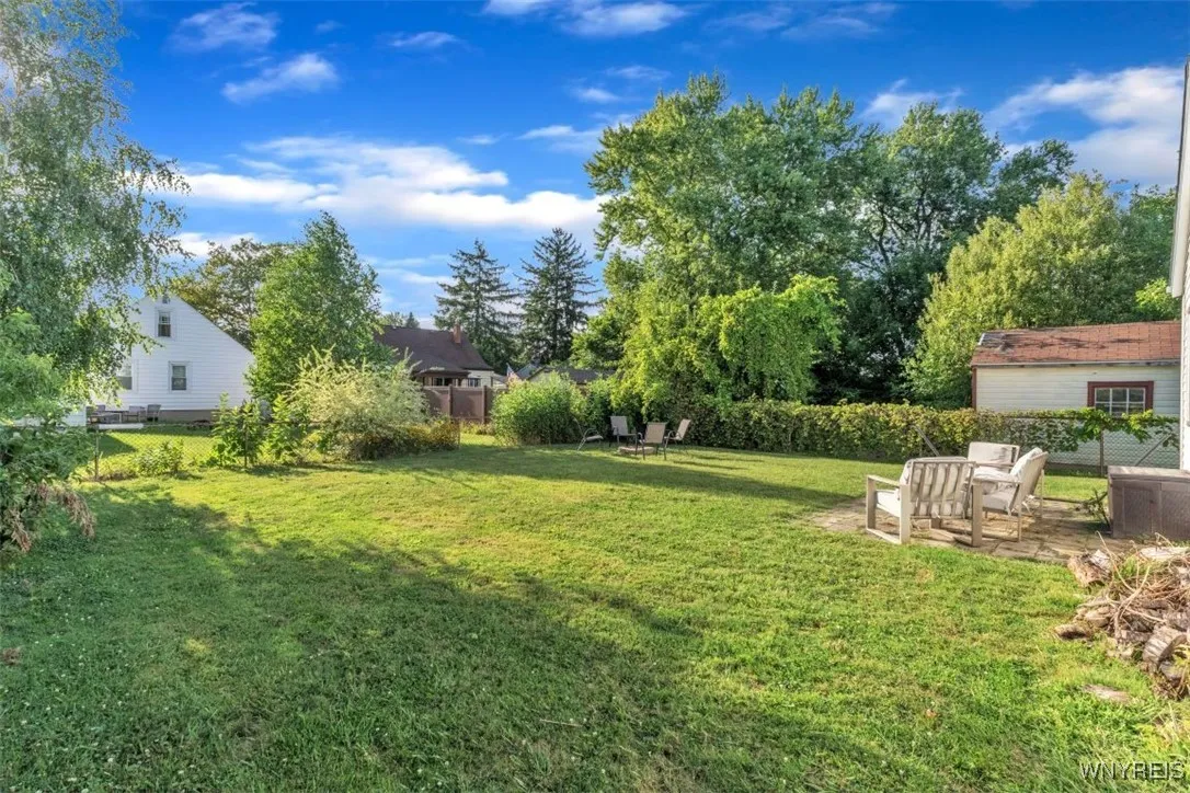 484 81st Street, Niagara Falls, New York 14304, Niagara Falls, New York 14304, 3 Bedrooms Bedrooms, 7 Rooms Rooms,1 BathroomBathrooms,Residential,For Sale,484 81st Street, Niagara Falls, New York 14304,0,B1650031