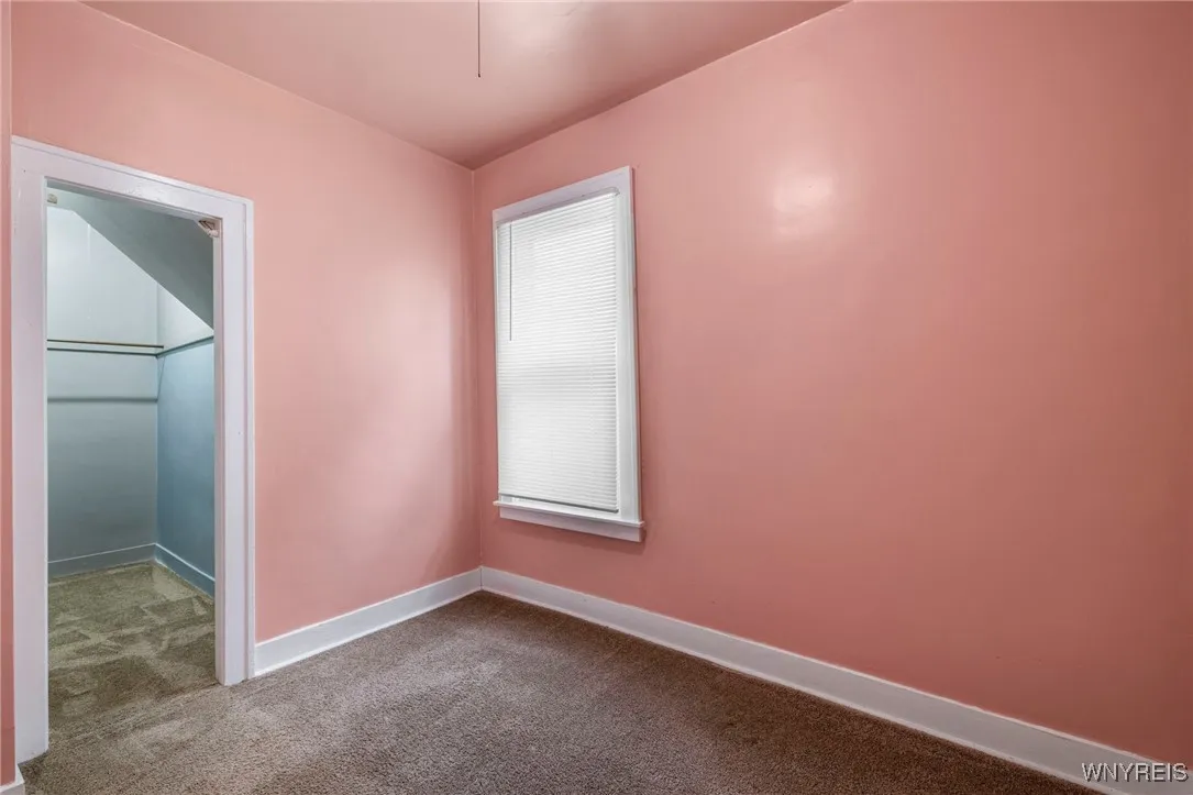 469 Emslie Street, Buffalo, New York 14212, Buffalo, New York 14212, 6 Bedrooms Bedrooms, ,2 BathroomsBathrooms,Residential,For Sale,469 Emslie Street, Buffalo, New York 14212,0,B1650032