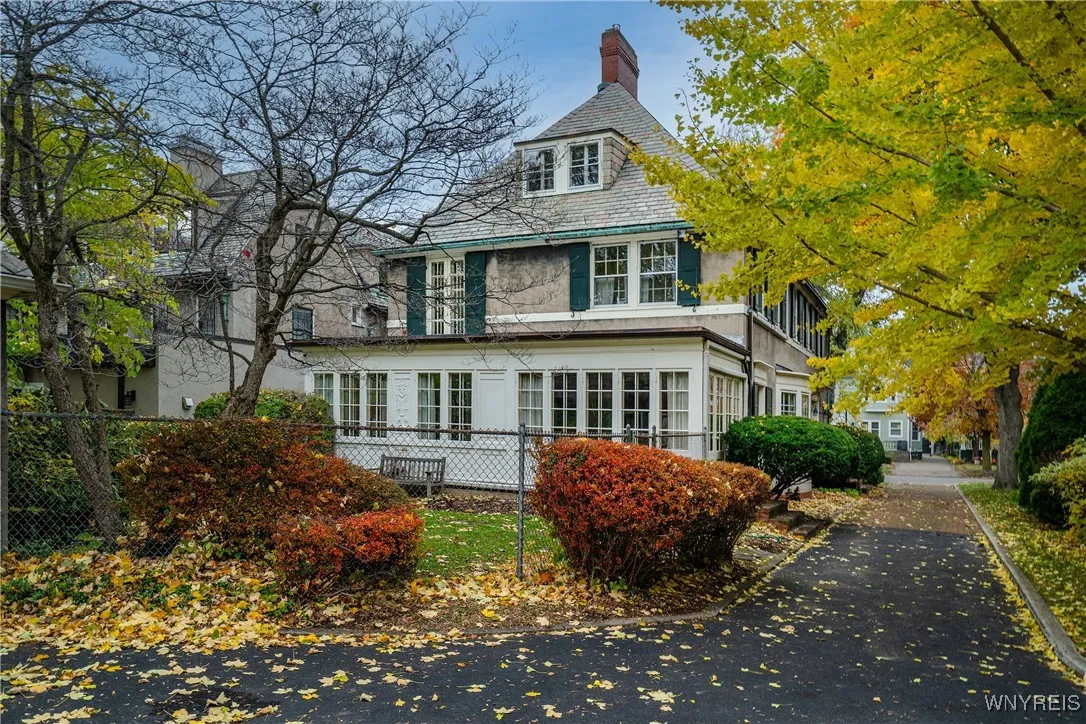 80 Cleveland Ave Avenue, Buffalo, New York 14222, Buffalo, New York 14222, 4 Bedrooms Bedrooms, 14 Rooms Rooms,3 BathroomsBathrooms,Residential,For Sale,80 Cleveland Ave Avenue, Buffalo, New York 14222,0,B1649536