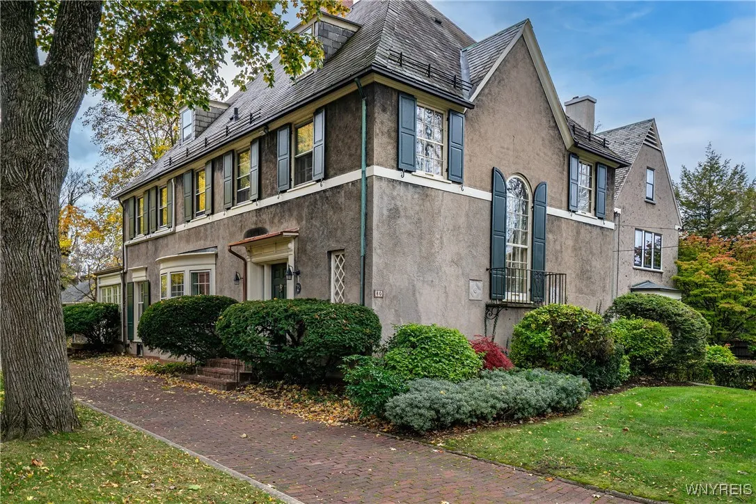 80 Cleveland Ave Avenue, Buffalo, New York 14222, Buffalo, New York 14222, 4 Bedrooms Bedrooms, 14 Rooms Rooms,3 BathroomsBathrooms,Residential,For Sale,80 Cleveland Ave Avenue, Buffalo, New York 14222,0,B1649536