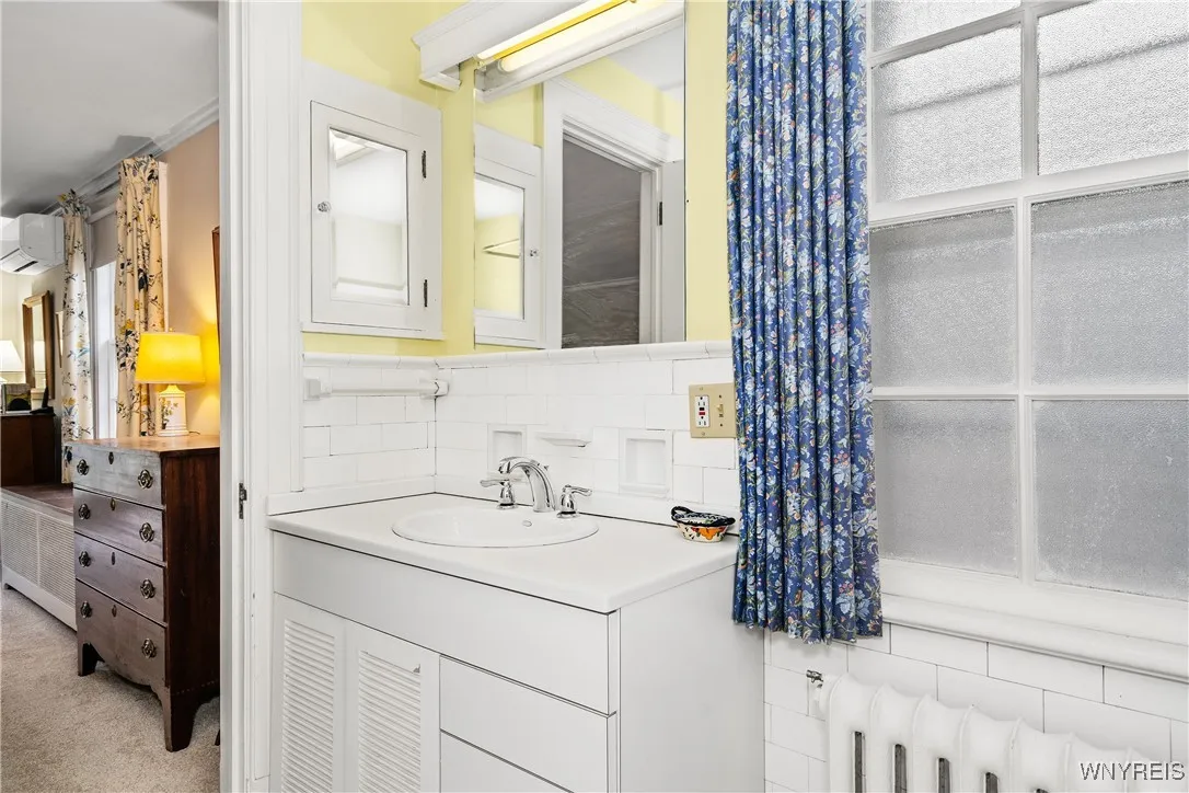 80 Cleveland Ave Avenue, Buffalo, New York 14222, Buffalo, New York 14222, 4 Bedrooms Bedrooms, 14 Rooms Rooms,3 BathroomsBathrooms,Residential,For Sale,80 Cleveland Ave Avenue, Buffalo, New York 14222,0,B1649536