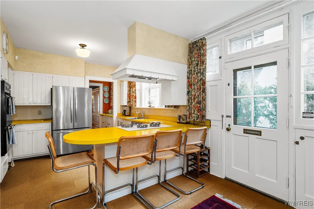 80 Cleveland Ave Avenue, Buffalo, New York 14222, Buffalo, New York 14222, 4 Bedrooms Bedrooms, 14 Rooms Rooms,3 BathroomsBathrooms,Residential,For Sale,80 Cleveland Ave Avenue, Buffalo, New York 14222,0,B1649536