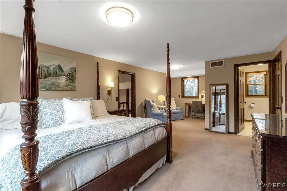 8240 Clarherst Drive, Clarence, New York 14051, Clarence, New York 14051, 4 Bedrooms Bedrooms, 12 Rooms Rooms,2 BathroomsBathrooms,Residential,For Sale,8240 Clarherst Drive, Clarence, New York 14051,0,B1649370