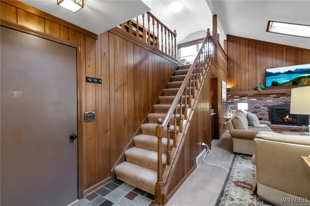 8240 Clarherst Drive, Clarence, New York 14051, Clarence, New York 14051, 4 Bedrooms Bedrooms, 12 Rooms Rooms,2 BathroomsBathrooms,Residential,For Sale,8240 Clarherst Drive, Clarence, New York 14051,0,B1649370