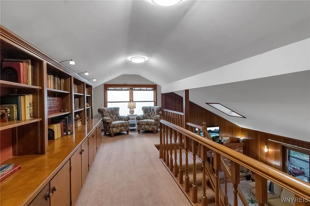 8240 Clarherst Drive, Clarence, New York 14051, Clarence, New York 14051, 4 Bedrooms Bedrooms, 12 Rooms Rooms,2 BathroomsBathrooms,Residential,For Sale,8240 Clarherst Drive, Clarence, New York 14051,0,B1649370