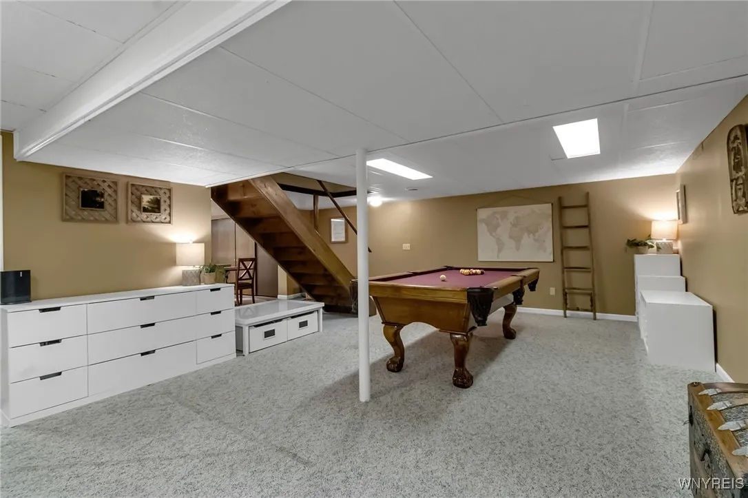 8240 Clarherst Drive, Clarence, New York 14051, Clarence, New York 14051, 4 Bedrooms Bedrooms, 12 Rooms Rooms,2 BathroomsBathrooms,Residential,For Sale,8240 Clarherst Drive, Clarence, New York 14051,0,B1649370