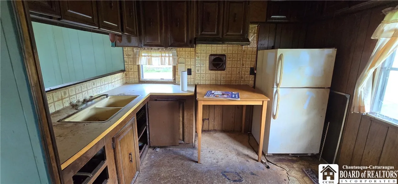 137 Dean Street, Bolivar, New York 14715, Bolivar, New York 14715, 2 Bedrooms Bedrooms, 4 Rooms Rooms,1 BathroomBathrooms,Residential,For Sale,137 Dean Street, Bolivar, New York 14715,0,R1646430