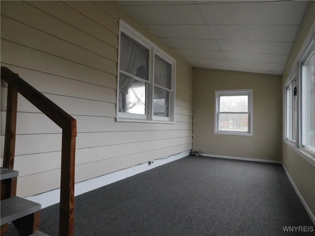 9376 Putnam Road, Batavia, New York 14020, Batavia, New York 14020, 3 Bedrooms Bedrooms, 7 Rooms Rooms,1 BathroomBathrooms,Residential,For Sale,9376 Putnam Road, Batavia, New York 14020,0,B1649964