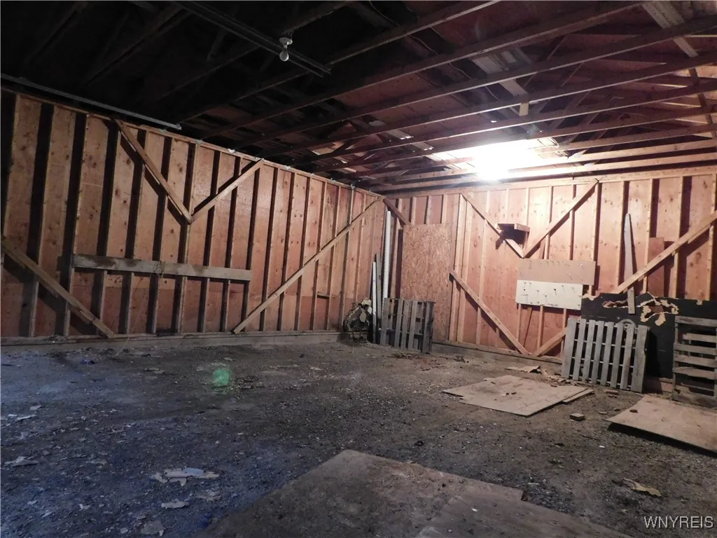 9376 Putnam Road, Batavia, New York 14020, Batavia, New York 14020, 3 Bedrooms Bedrooms, 7 Rooms Rooms,1 BathroomBathrooms,Residential,For Sale,9376 Putnam Road, Batavia, New York 14020,0,B1649964