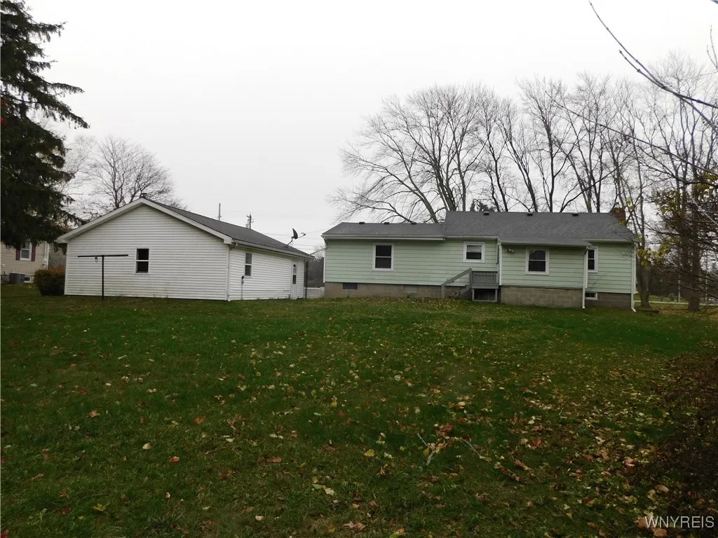 9376 Putnam Road, Batavia, New York 14020, Batavia, New York 14020, 3 Bedrooms Bedrooms, 7 Rooms Rooms,1 BathroomBathrooms,Residential,For Sale,9376 Putnam Road, Batavia, New York 14020,0,B1649964