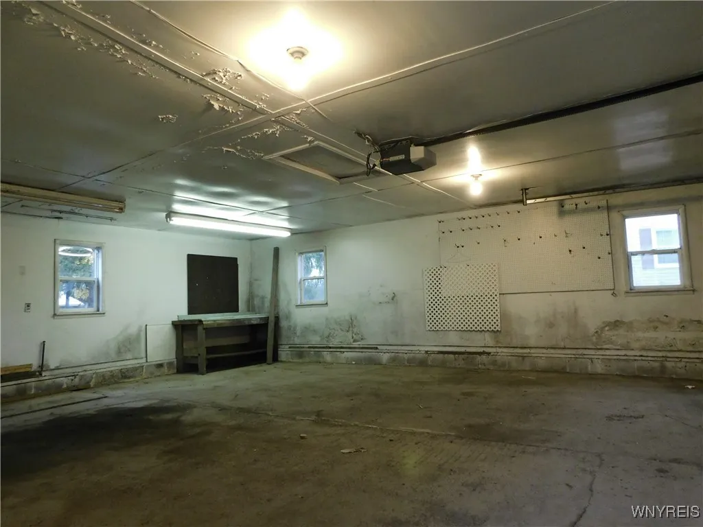 9376 Putnam Road, Batavia, New York 14020, Batavia, New York 14020, 3 Bedrooms Bedrooms, 7 Rooms Rooms,1 BathroomBathrooms,Residential,For Sale,9376 Putnam Road, Batavia, New York 14020,0,B1649964