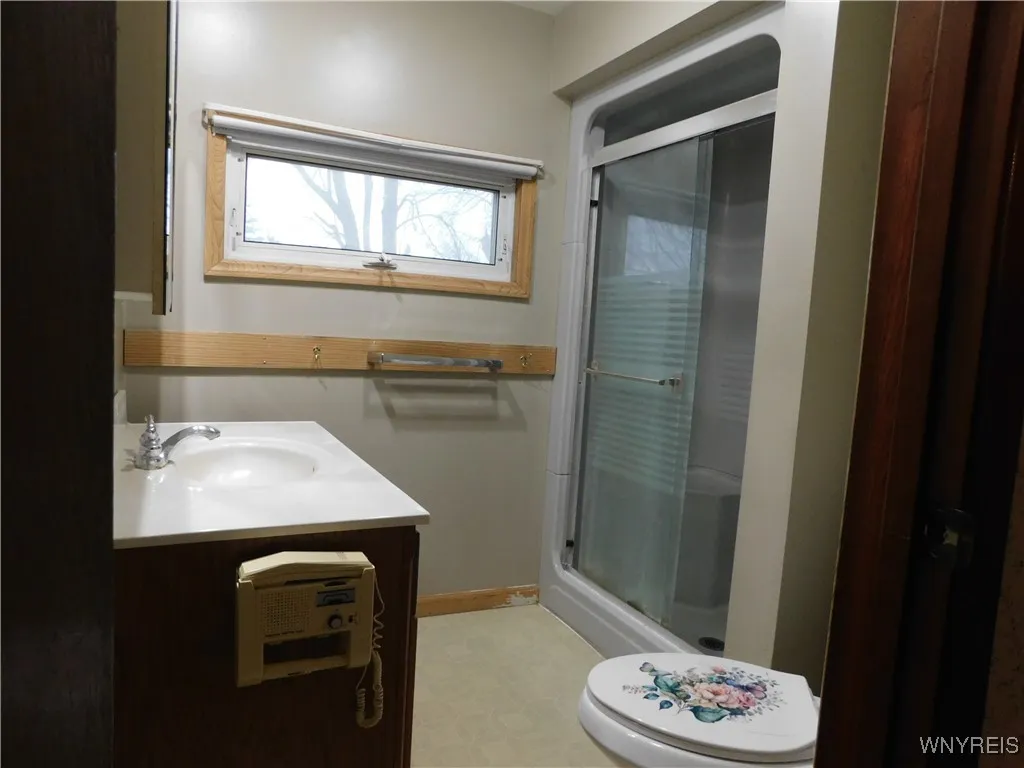 9376 Putnam Road, Batavia, New York 14020, Batavia, New York 14020, 3 Bedrooms Bedrooms, 7 Rooms Rooms,1 BathroomBathrooms,Residential,For Sale,9376 Putnam Road, Batavia, New York 14020,0,B1649964