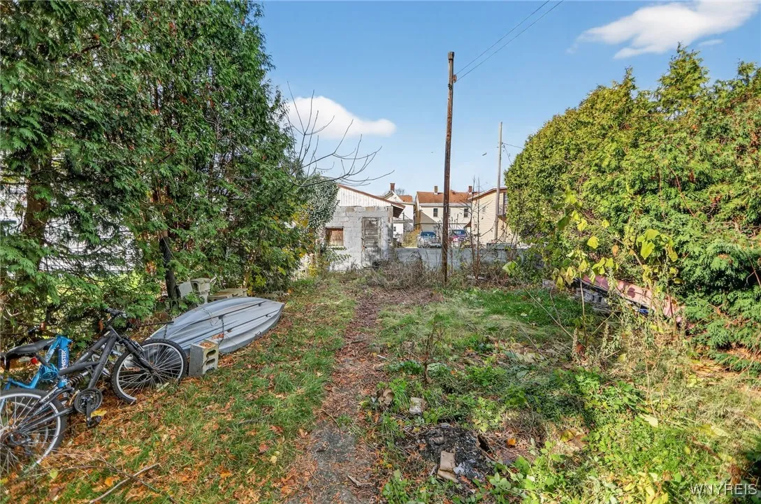 125 4th Street, Rome, New York 13440, Rome, New York 13440, 6 Bedrooms Bedrooms, ,2 BathroomsBathrooms,Residential,For Sale,125 4th Street, Rome, New York 13440,0,B1649722